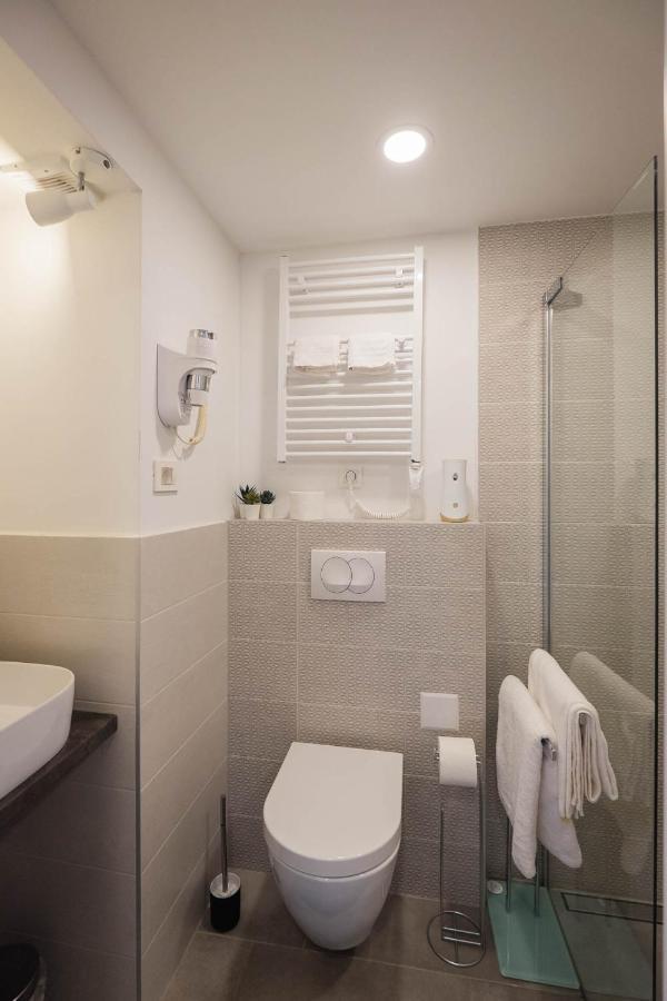 Gallery Duplex Studio 1.&2. Zagabria Esterno foto
